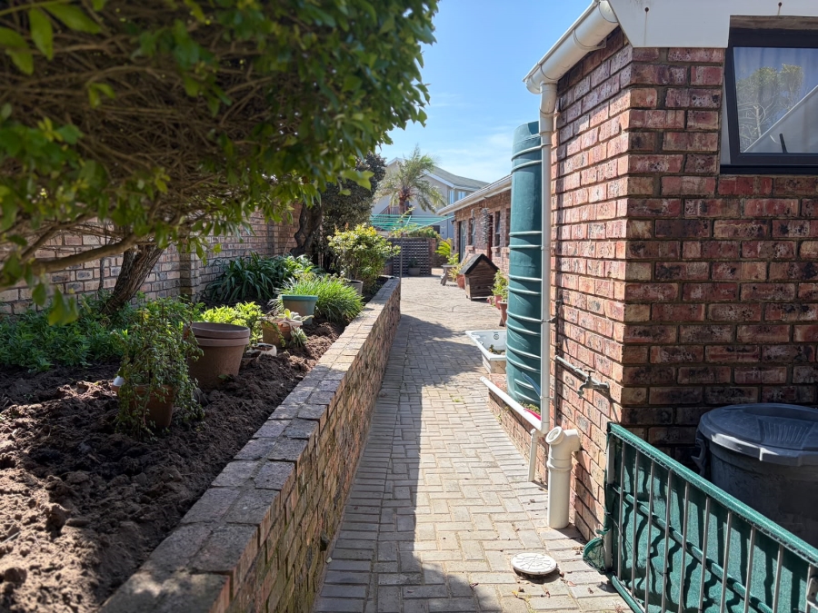 4 Bedroom Property for Sale in Forest Downs Eastern Cape